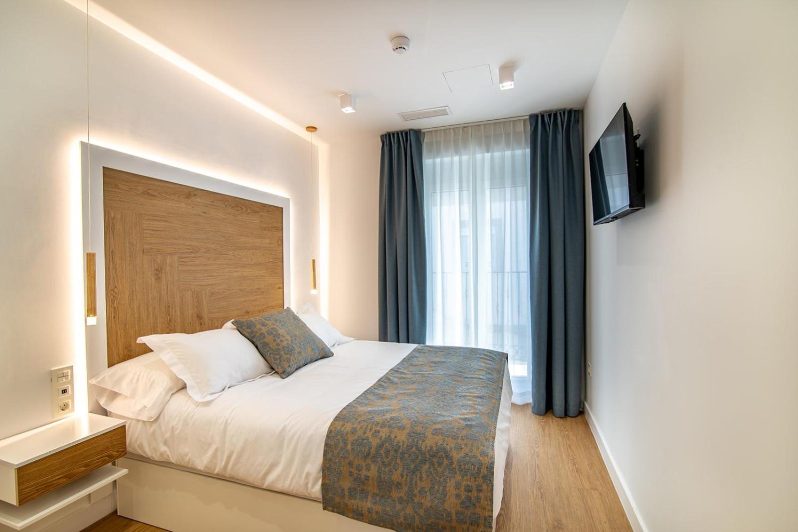 Mq Suites Veronica Valdepeñas Exterior foto